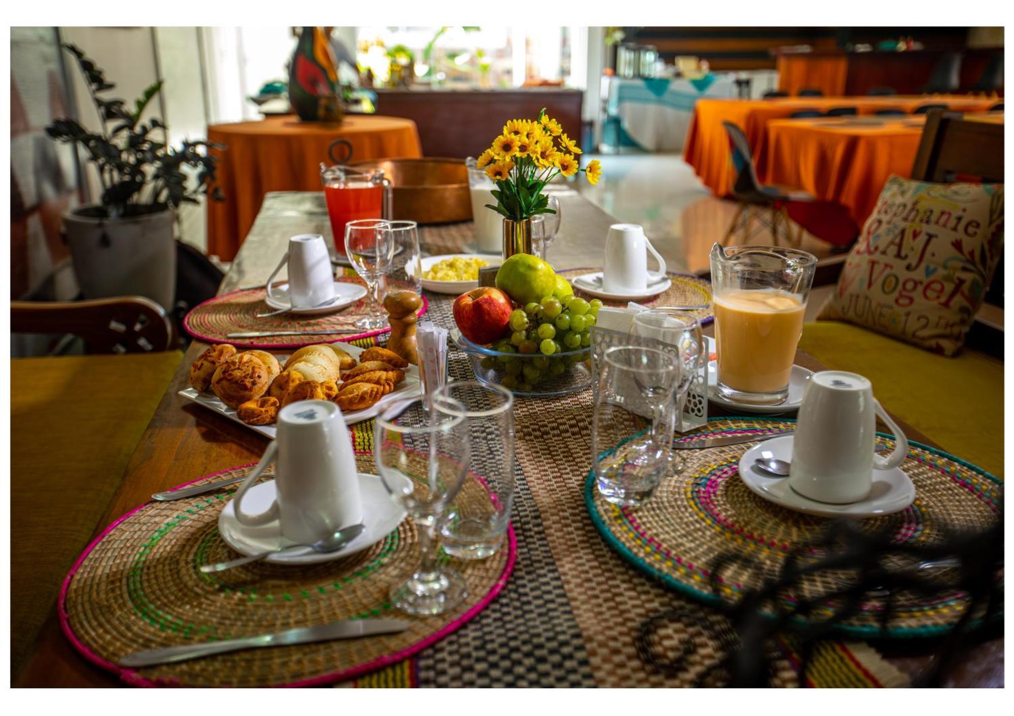 Hotel Boutique El Rancho Olivo Villamontes Екстер'єр фото